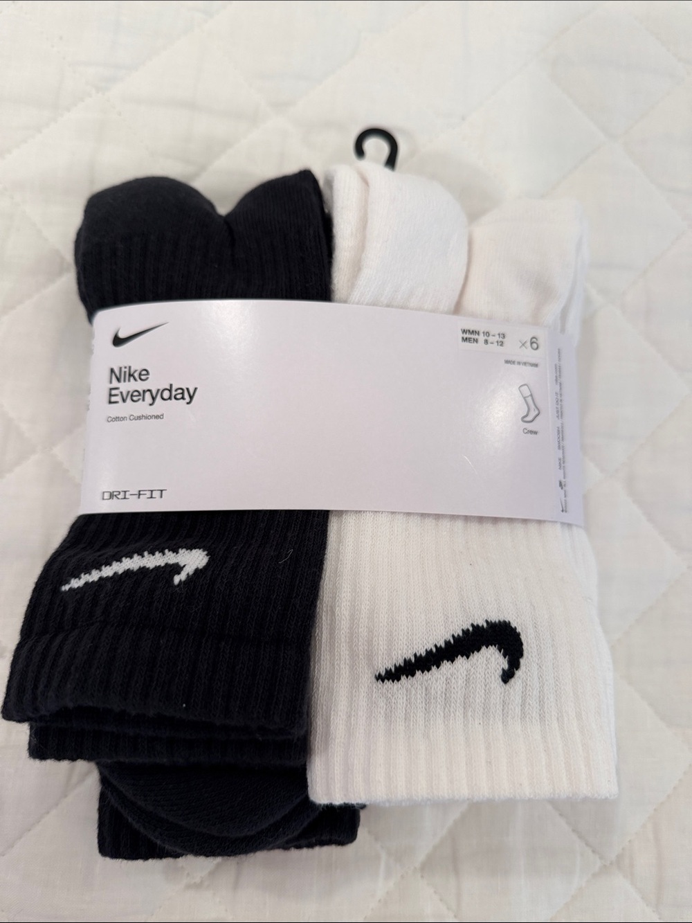 Nike Everyday Dri-FIT Crew Socks - Black & White (6 Pack)